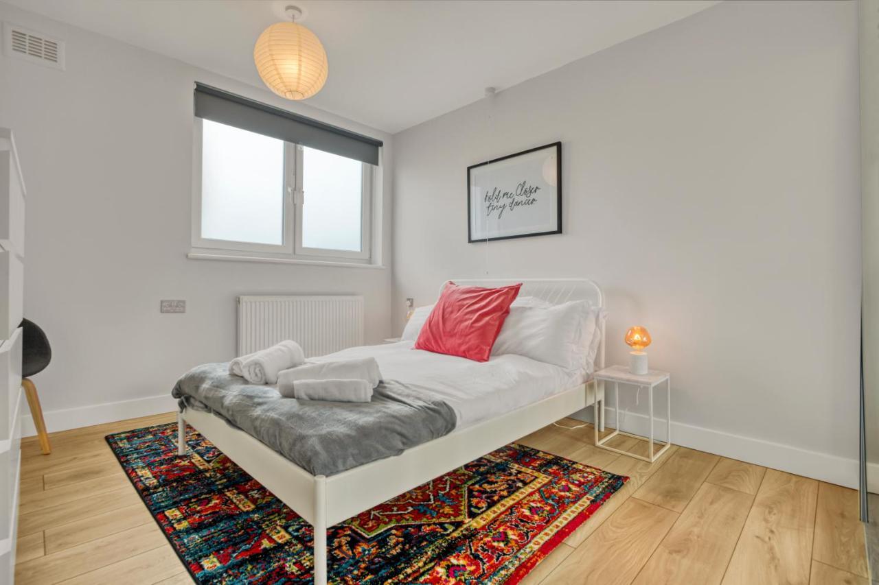 Homely 1Bed Apartment Vauxhall Лондон Экстерьер фото